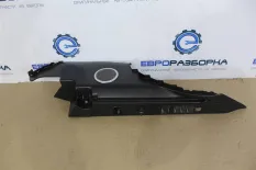 Обшивка отсека багажника Land Rover LR090748