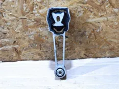 Кронштейн двигателя Land Rover Discovery Sport