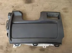 Подушка безопасности коленная водителя Land Rover