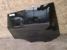 Стекло двери задней правой Land Rover 2 LR043951