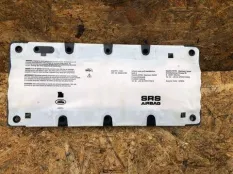 Подушка безопасности коленная водителя Land Rover