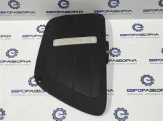 Декоративная крышка двигателя Bentley 2 рест.
