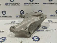 Кронштейн (крепление) BMW 7 G11/G12 рест. G11 2022