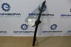 Форточка двери передней левой Bentley 2 рест.