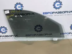 Стекло двери передней правой BMW 1 F40 2021