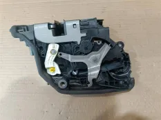 Замок двери передней правой BMW X6 F16 2019