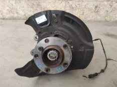 Кулак задний левый BMW X3 F25 2013 33 40 6 797 569