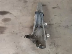 Кулак поворотный правый BMW 7 F01/F02 рест. F01
