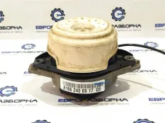 Кронштейн двигателя Mercedes-Benz GLE Coupe C292