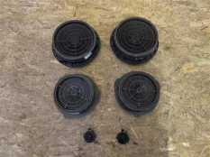 Динамик высокочастотный (пищалка) двери Audi A4 B9