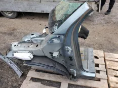 Четверть передняя левая Land Rover Discovery Sport