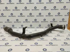 Патрубок интеркулера Volkswagen Touareg рест. 2008