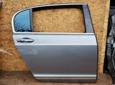 Дверь задняя правая Bentley 3W5833056B