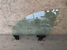 Стекло двери передней левой Maserati Levante M161