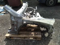 Четверть передняя правая Bentley Continental GT