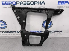 Крепление заднего бампера левое Audi Q7 4M0807453B