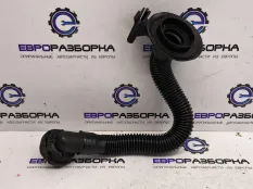 Маслозаливная горловина Audi Q7 4M рест. 2020