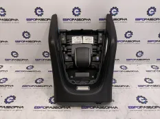 Консоль салона Mercedes-Benz GLE V167 2019
