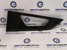Декоративная накладка двери задней правой Audi Q7