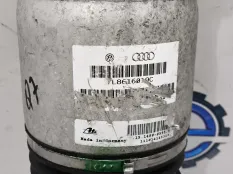 Пневмостойка задняя левая Audi Q7 4L рест. 2013
