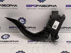 Педаль газа Audi Q8 4M 2022 8W1723523A