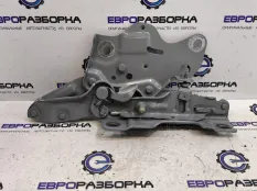 Петля капота правая BMW X7 G07 рест. G07 2026