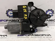 Моторчик стеклоподъемника передний левый BMW 8