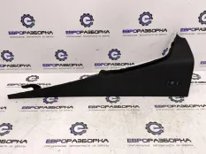 Обшивка салона задняя правая BMW 8 G14/G15 G15