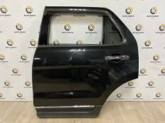 Дверь Ford Explorer