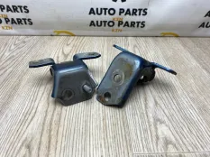 Петля двери Mazda CX-5