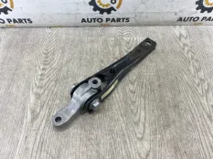 Подушка двигателя Volkswagen Golf