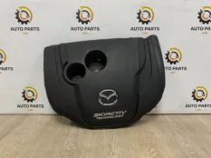 Декоративная крышка двигателя Mazda CX-5