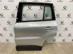 Дверь Volkswagen Tiguan