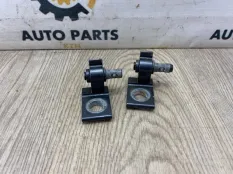 Петля двери Audi Q5
