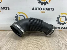 Патрубок воздушного фильтра Audi A5