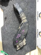 Резонатор воздушного фильтра Mitsubishi Outlander