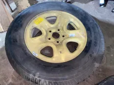Запасное колесо Suzuki Grand Vitara