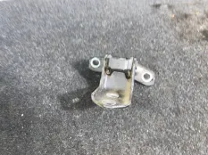 Петля двери Mazda 3