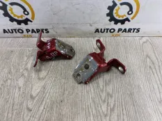 Петля двери Mazda 6