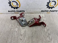 Петля двери Mazda 6