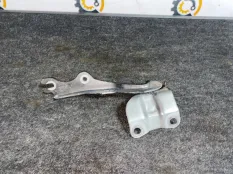 Петля капота Mazda 6