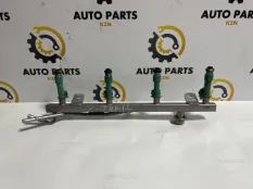 Топливная рампа с форсунками Suzuki Grand Vitara