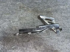 Петля капота Mazda 6