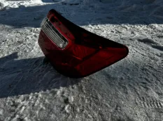 Фонарь задний Toyota Camry
