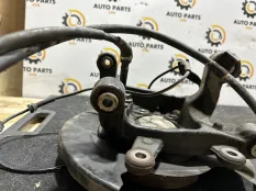 Кулак поворотный Nissan Teana