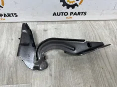 Петля капота Mitsubishi Outlander