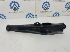 рычаг поперечный Mitsubishi Outlander
