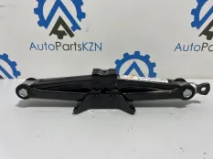 Домкрат Mitsubishi Lancer
