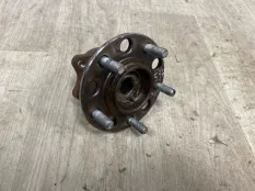 Ступица Mitsubishi Outlander