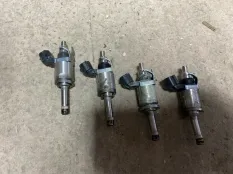 Форсунка топливная Mazda CX-5